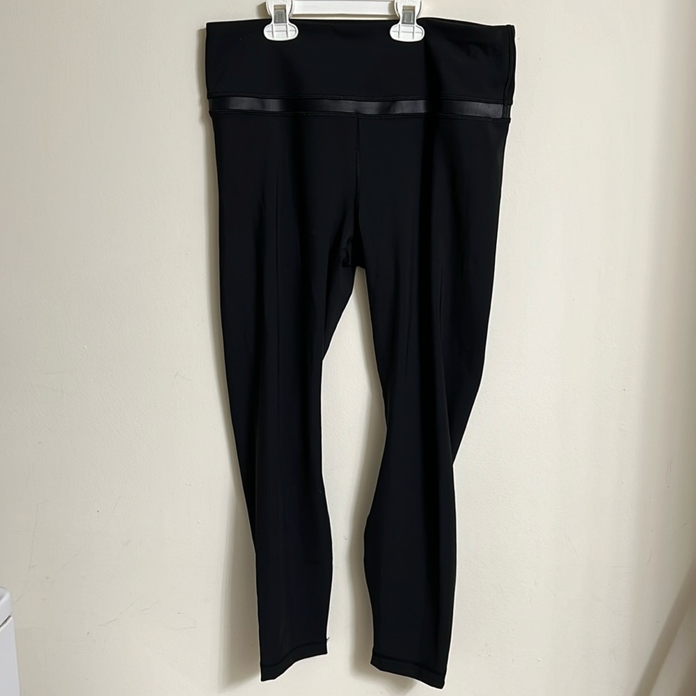 Bootyful straight leg stretch pants